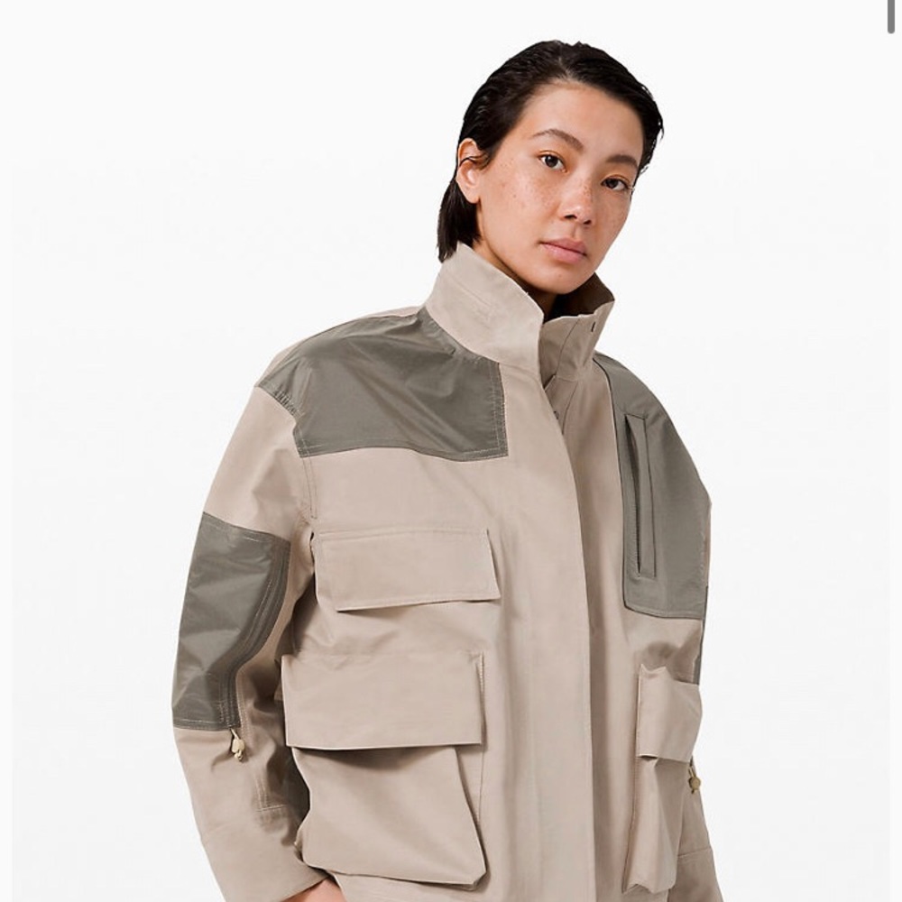 Lululemon Gathering Storm Short Jacket